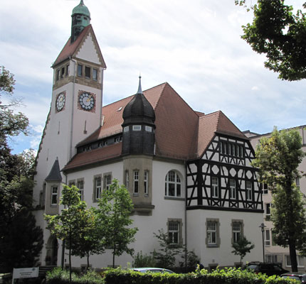 AZURIT Seniorenzentrum Altes Rathaus in Chemnitz nachher